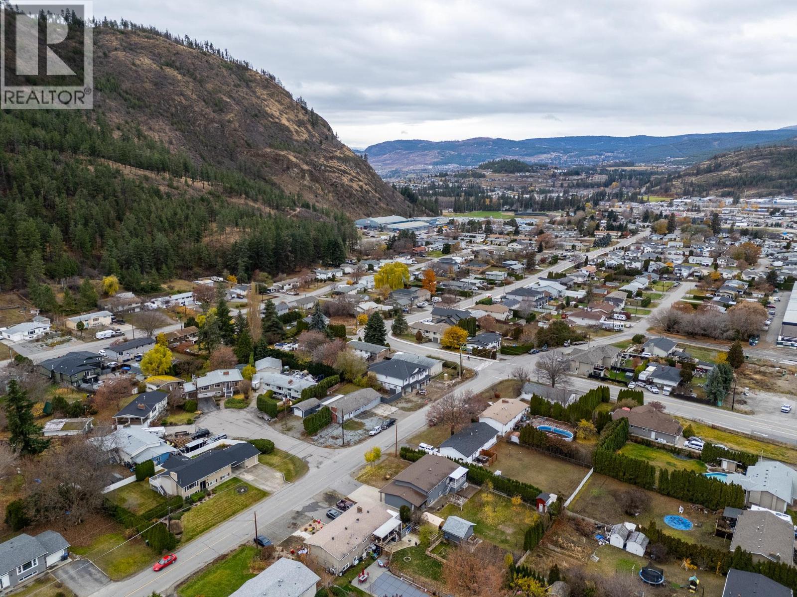  1451 Ross Road, West Kelowna