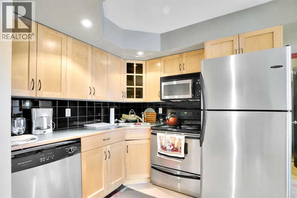 Single Family House for Sale in   A Street NE Renfrew Calgary 