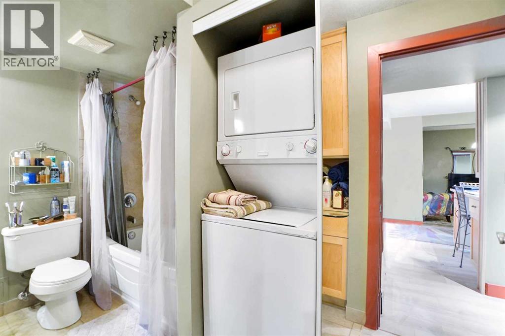 Single Family House for Sale in   A Street NE Renfrew Calgary 