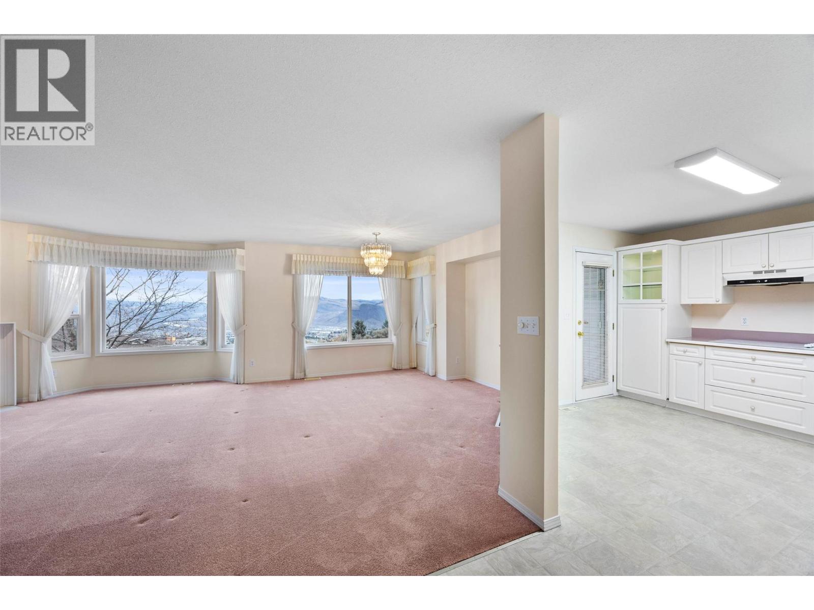 2022 Pacific Way Unit# 6, Kamloops