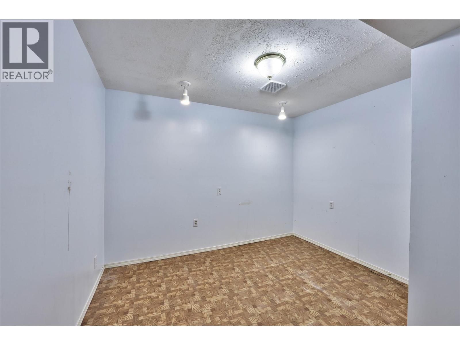 2022 Pacific Way Unit# 6, Kamloops