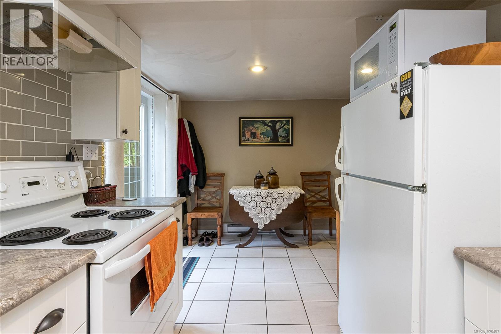  1465 Derby Road, Saanich