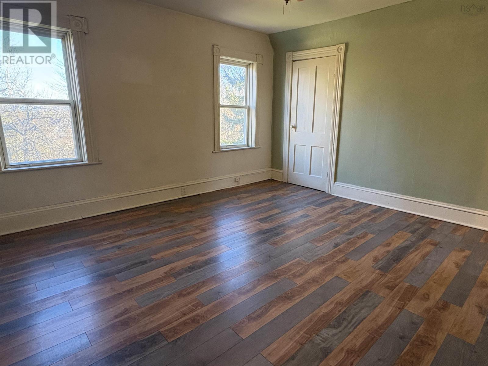 Property 18 of 29 of 19 Ash Road