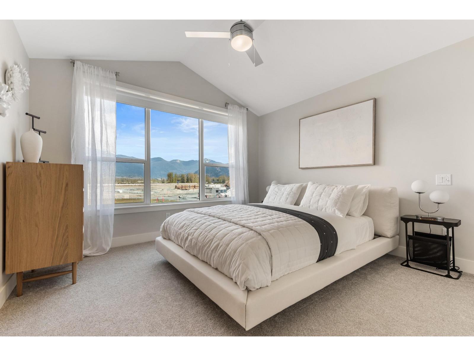 45416 WILLOWSTREAM ROAD, Lower Landing