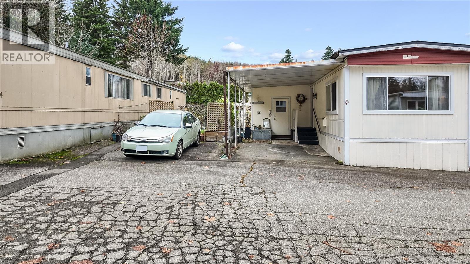 42 951 Homewood Rd, Campbell River