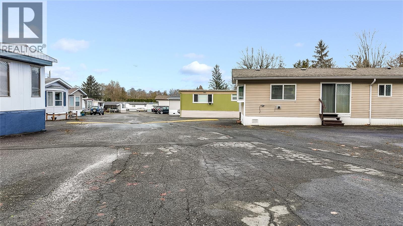42 951 Homewood Rd, Campbell River