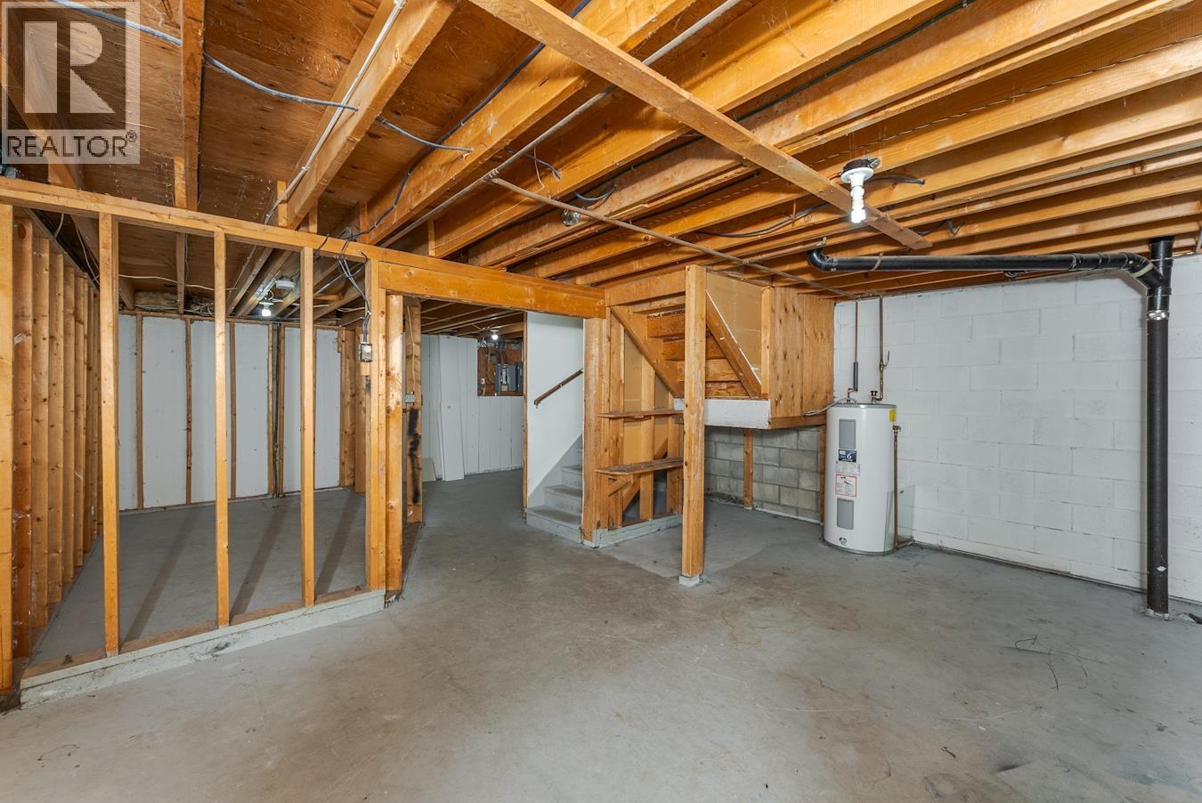 109 4045 1ST AVENUE, Prince George