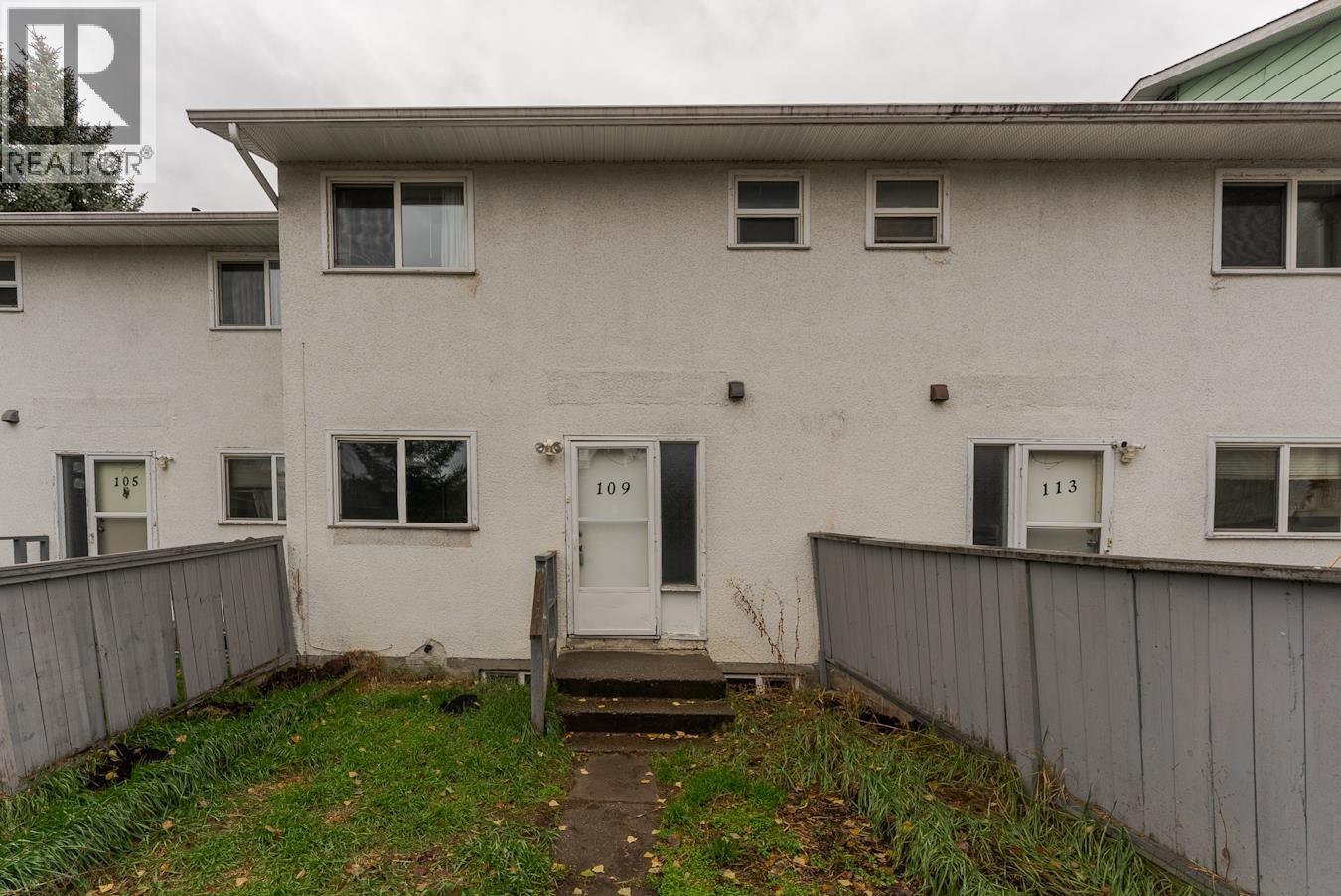 109 4045 1ST AVENUE, Prince George