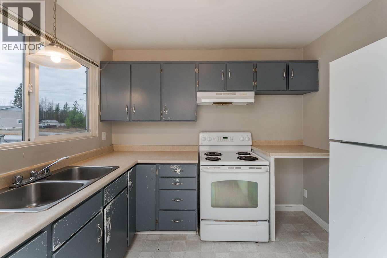 109 4045 1ST AVENUE, Prince George