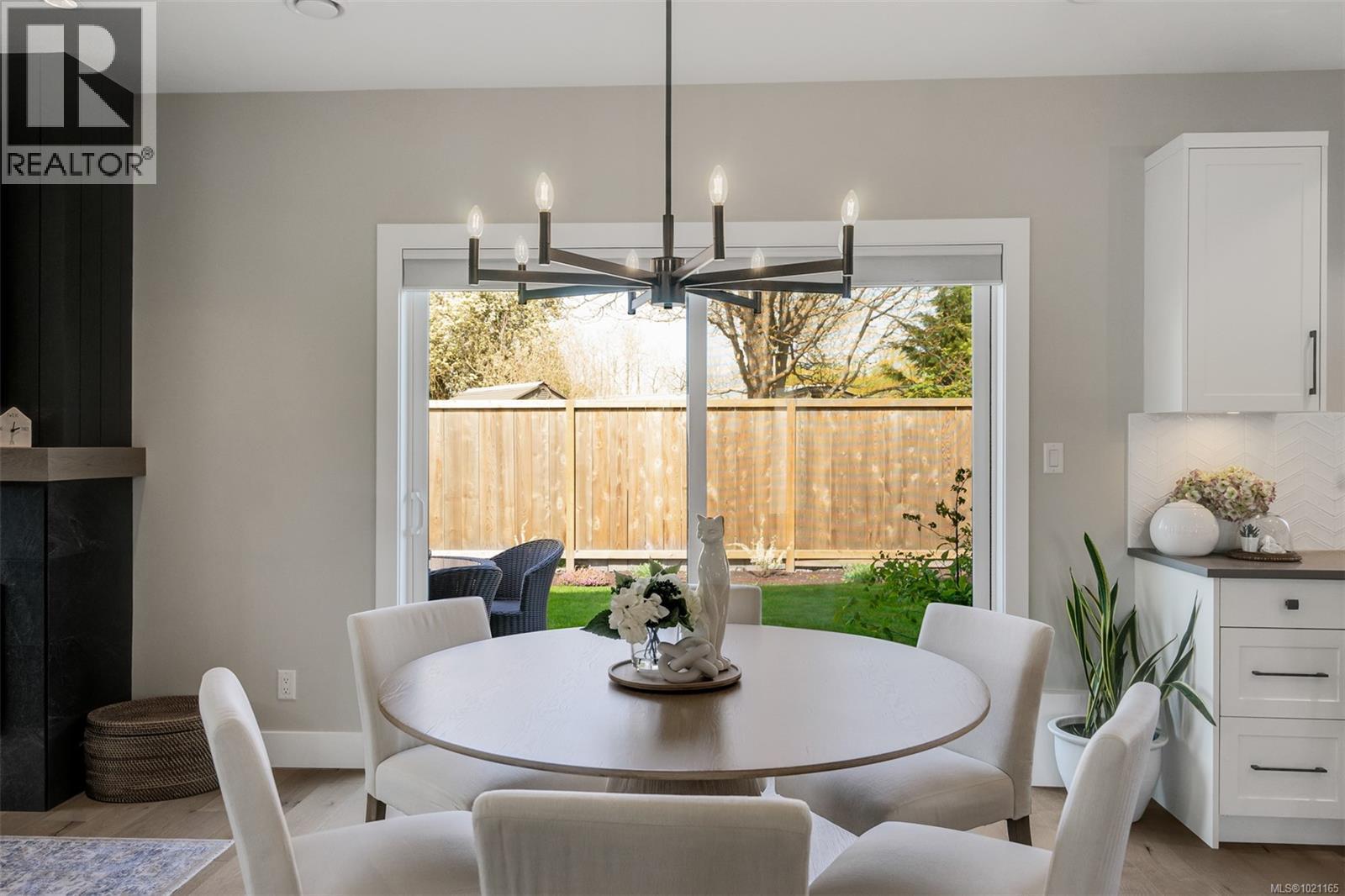 9350 East Saanich Rd, North Saanich