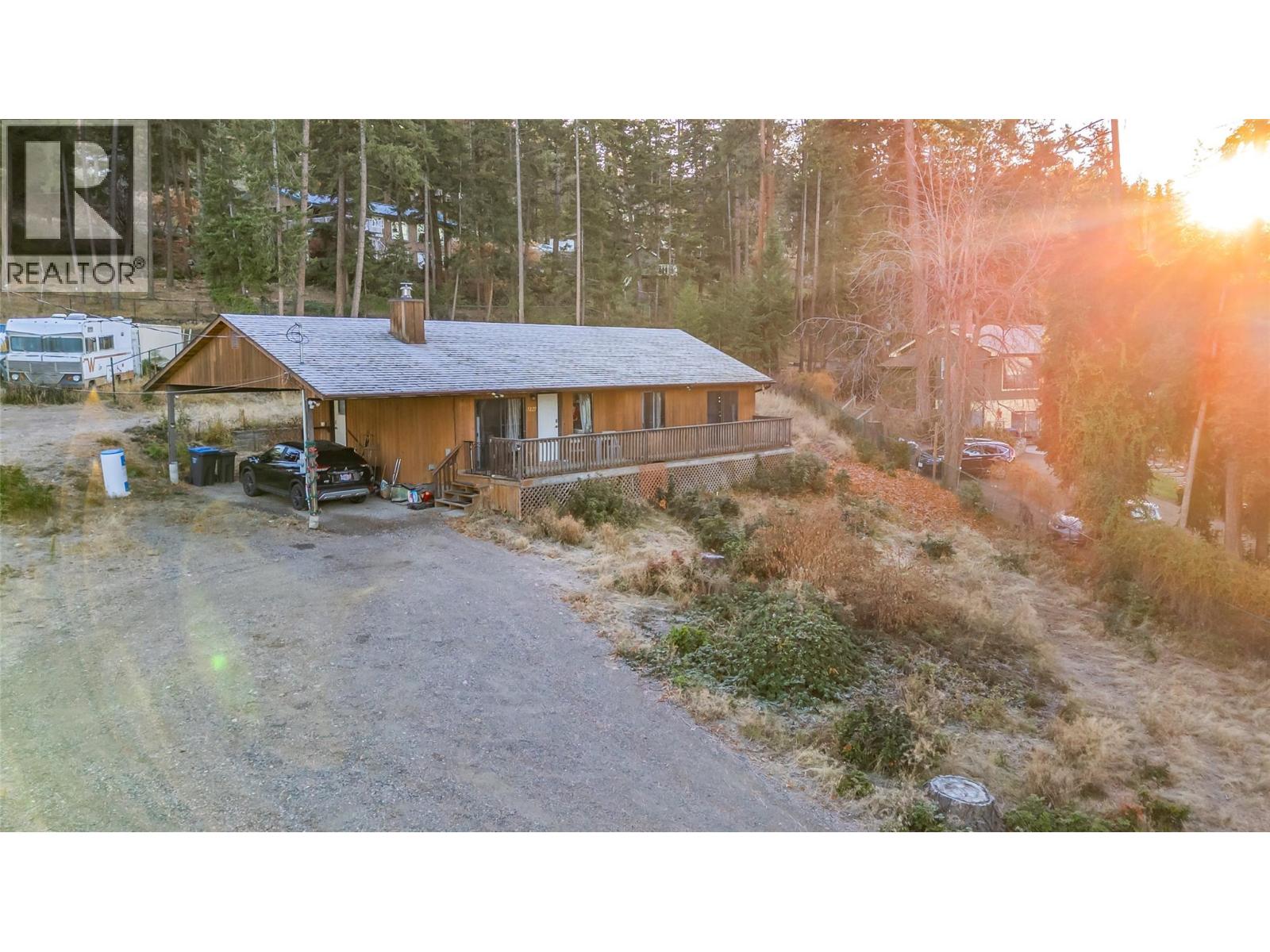  5127 Lakeshore Road, Kelowna