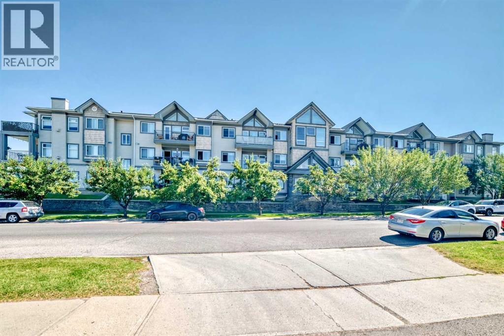 Single Family House for Sale in    Street SW Cedarbrae Calgary 