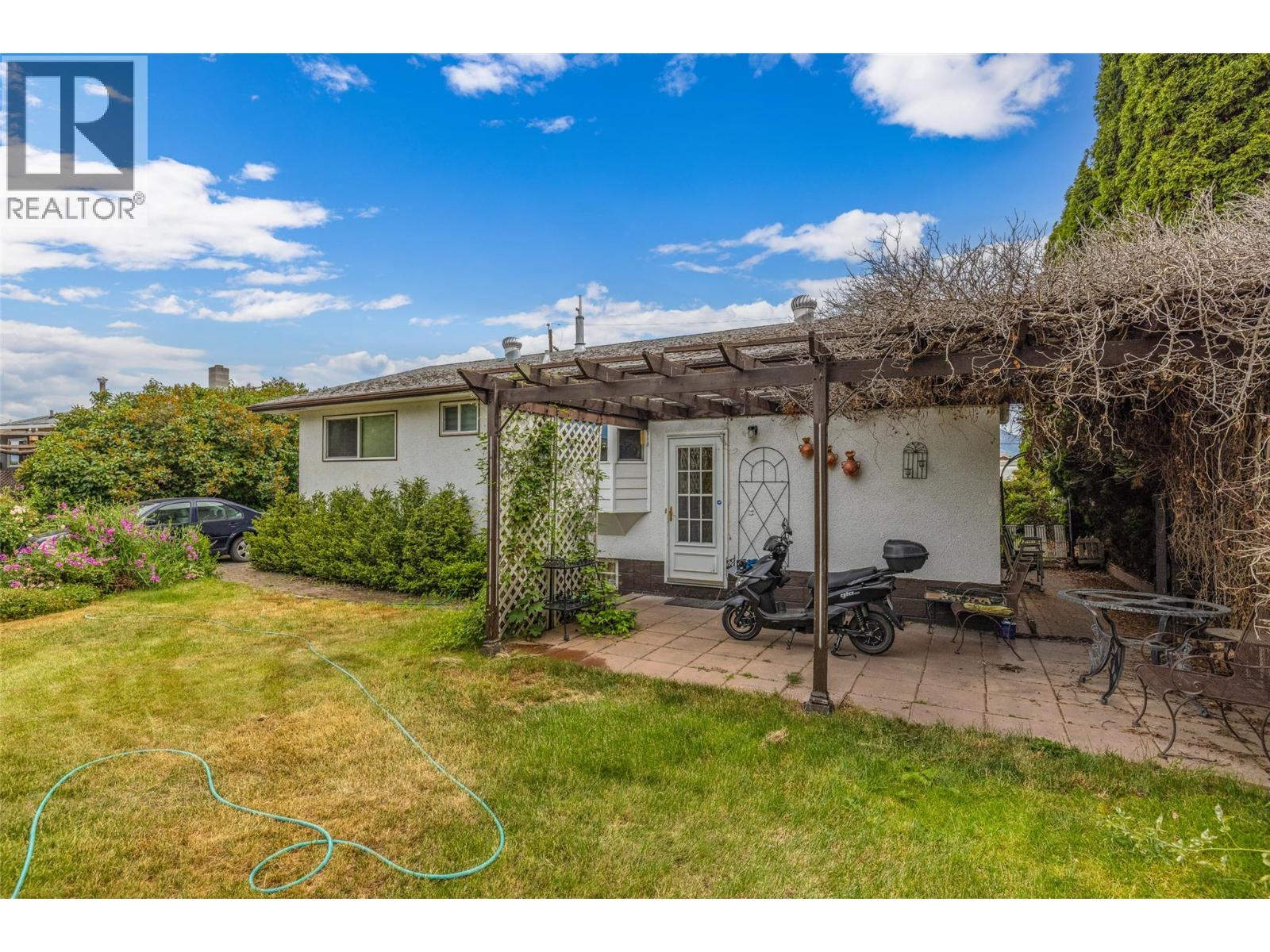  2436 Apollo Road, West Kelowna