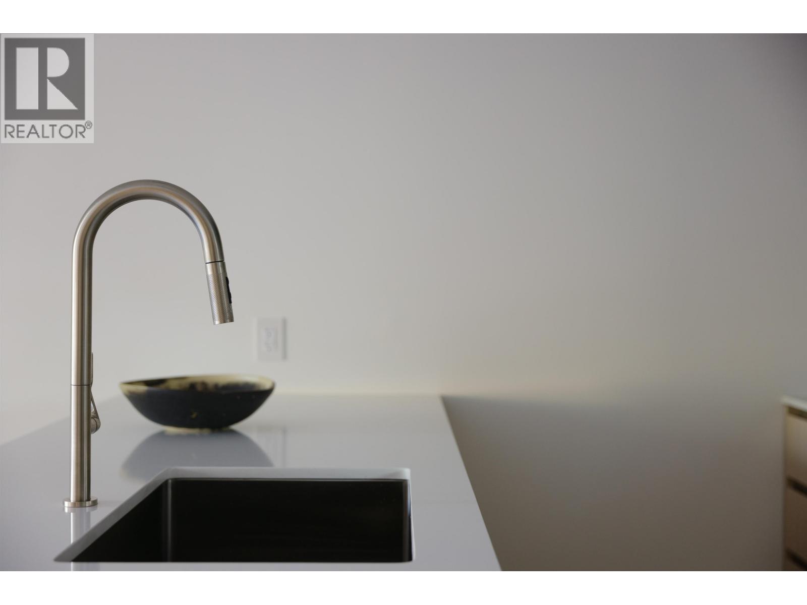 772 W 27TH AVENUE, Vancouver