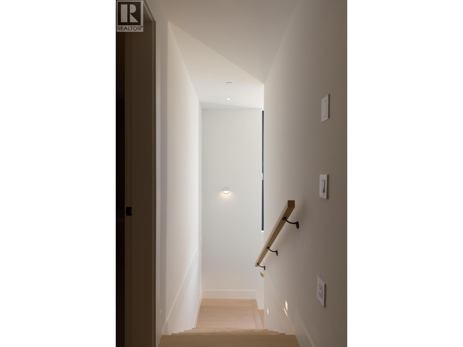 772 W 27TH AVENUE, Vancouver