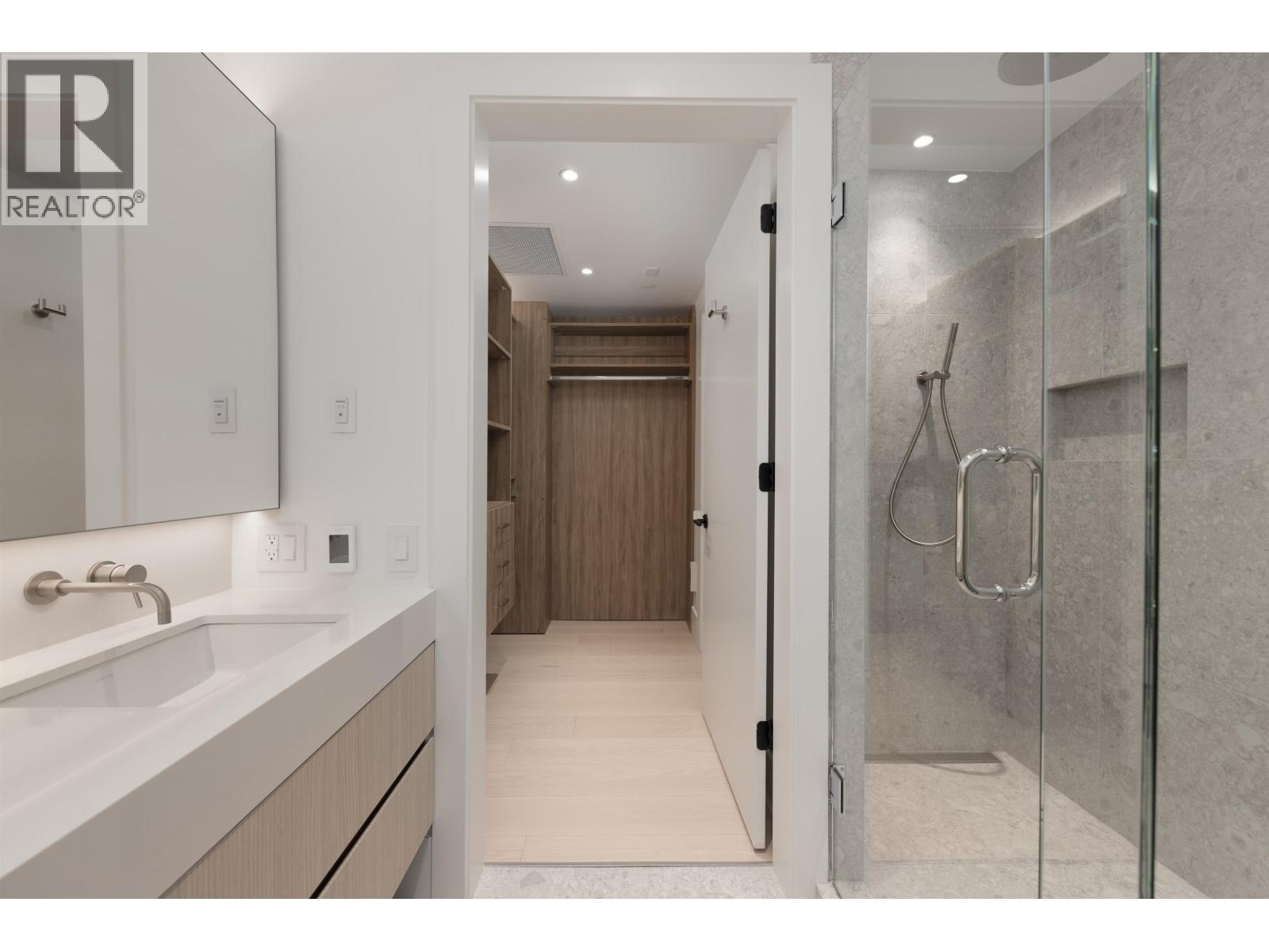 772 W 27TH AVENUE, Vancouver