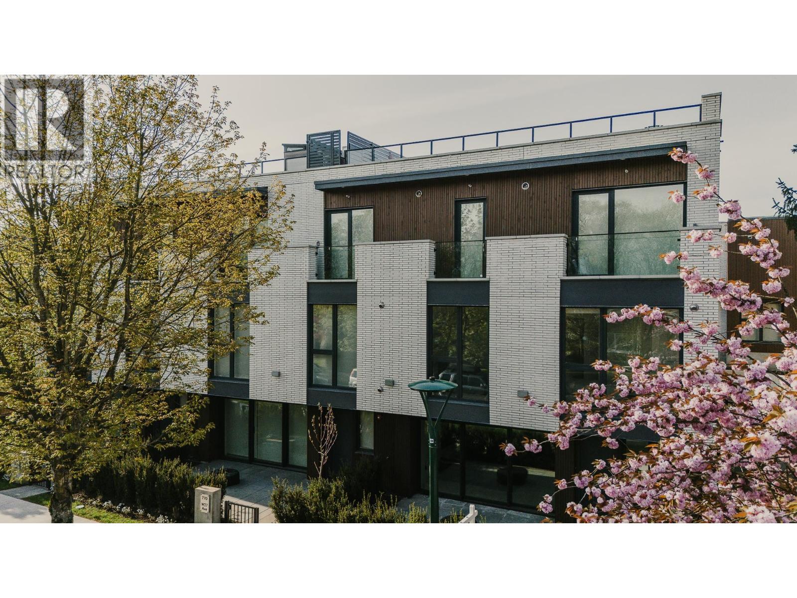 772 W 27TH AVENUE, Vancouver