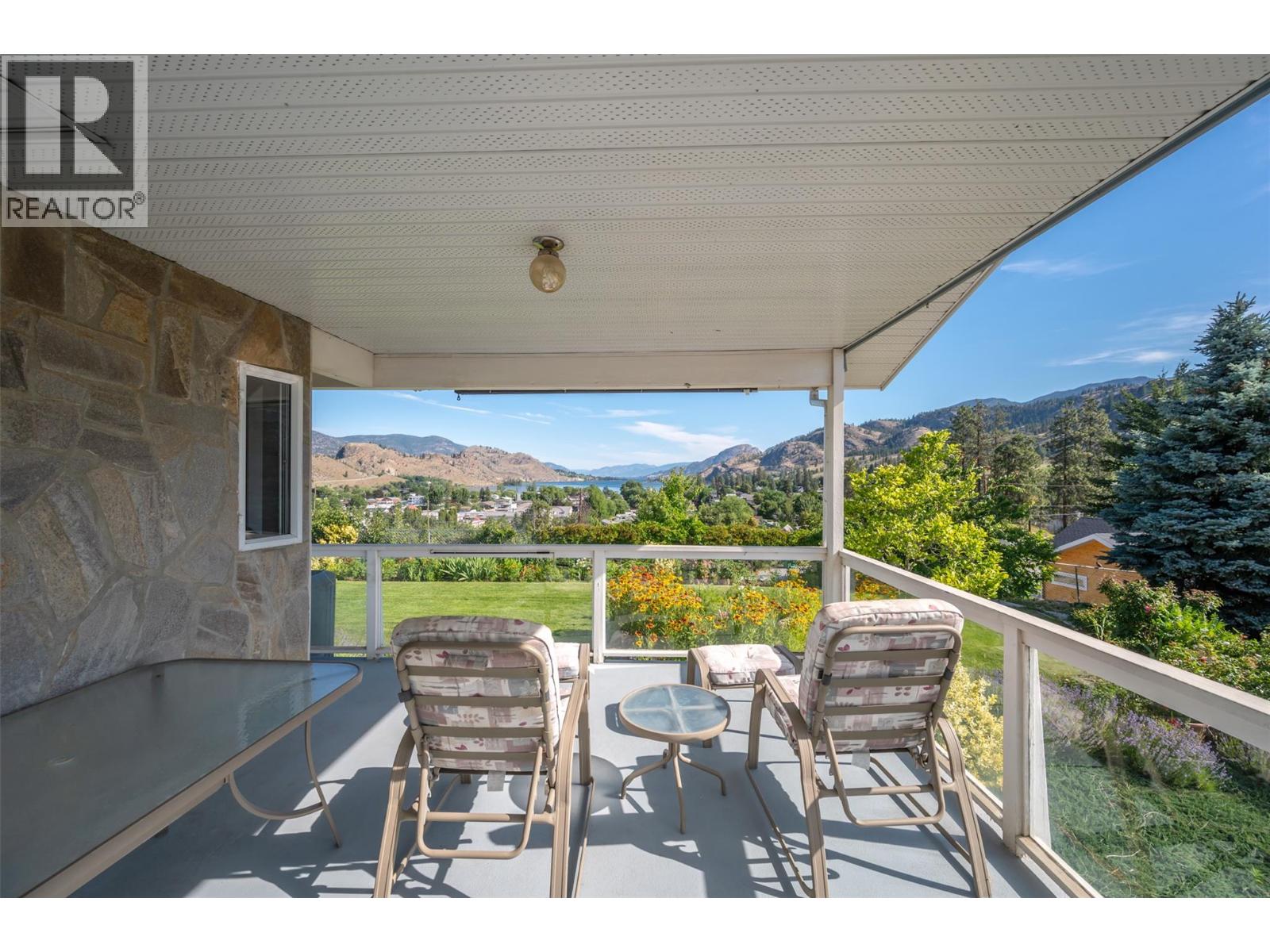  4836/4840 Barten Place, Okanagan Falls