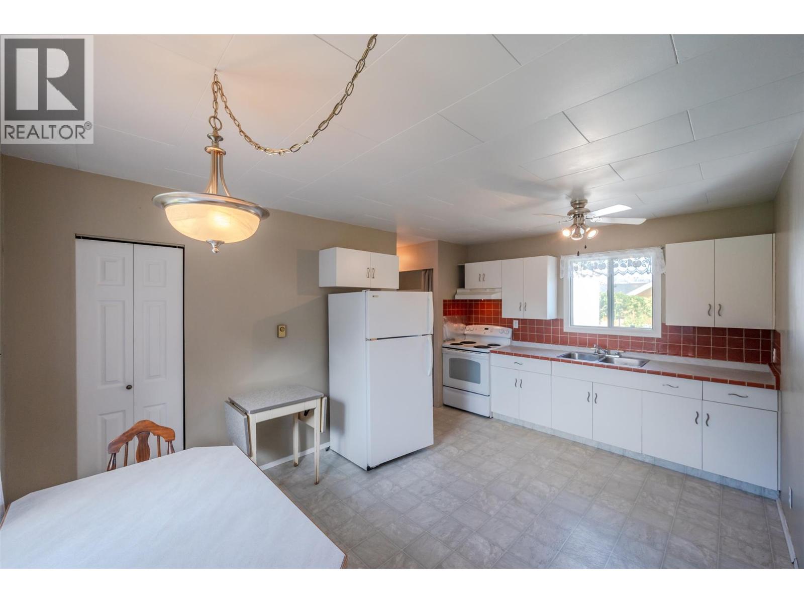  4836/4840 Barten Place, Okanagan Falls