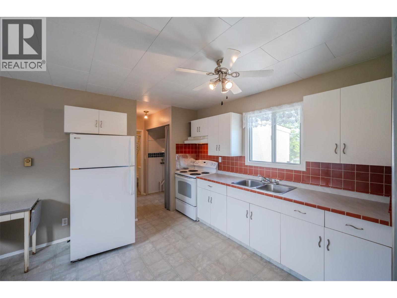  4836/4840 Barten Place, Okanagan Falls