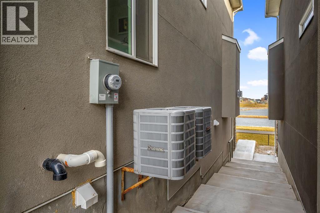 Single Family House for Sale in  Savanna Way NE Saddle Ridge Calgary 