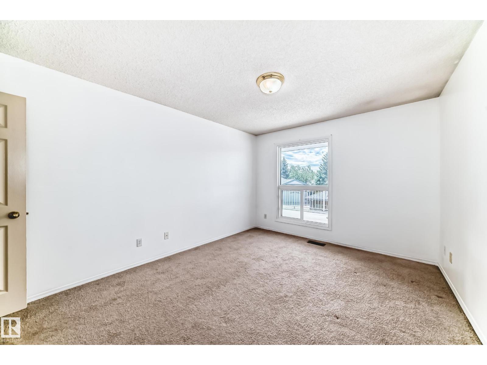 #201 65 GERVAIS RD, St. Albert