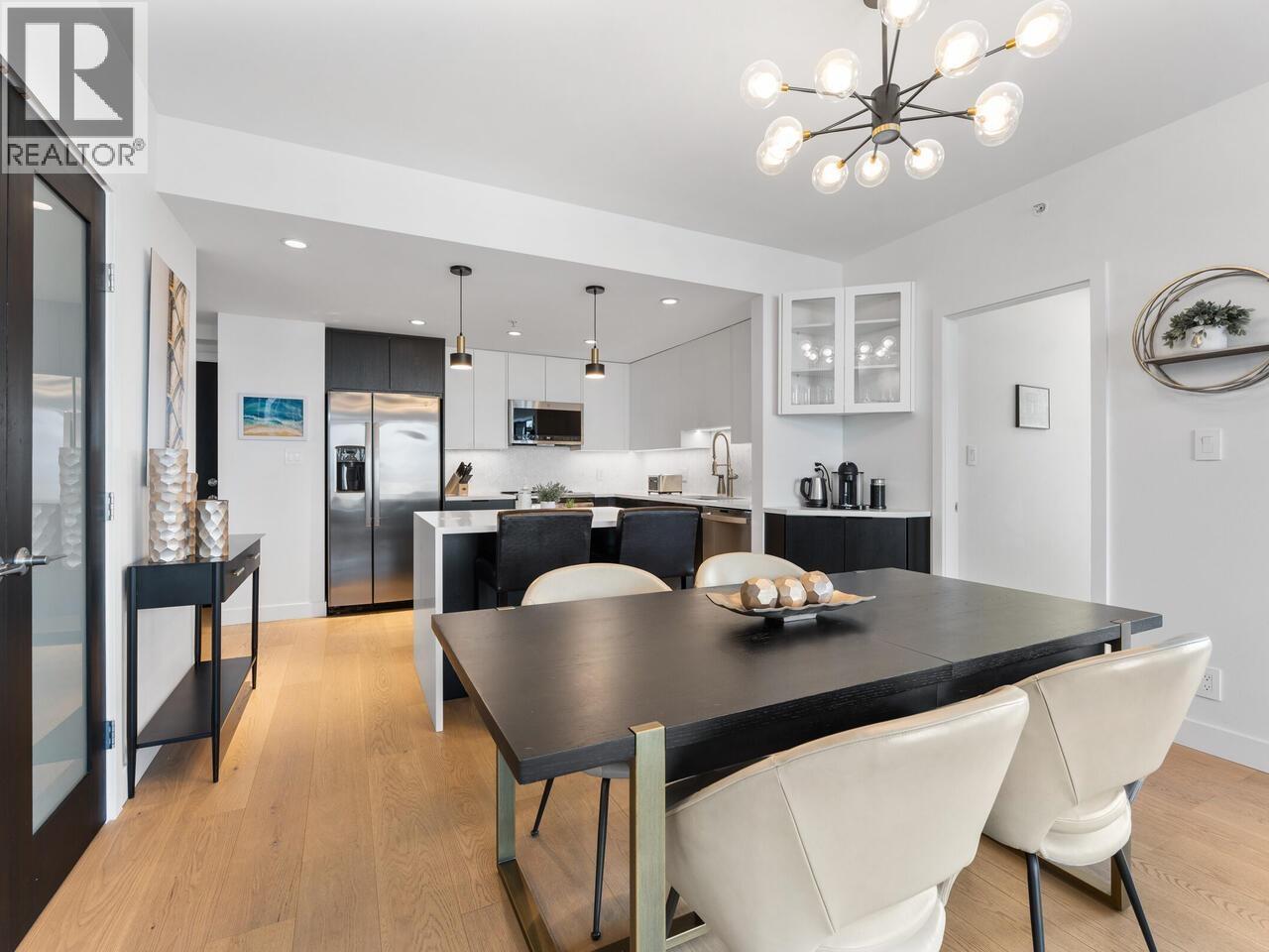 2301 280 ROSS DRIVE, New Westminster