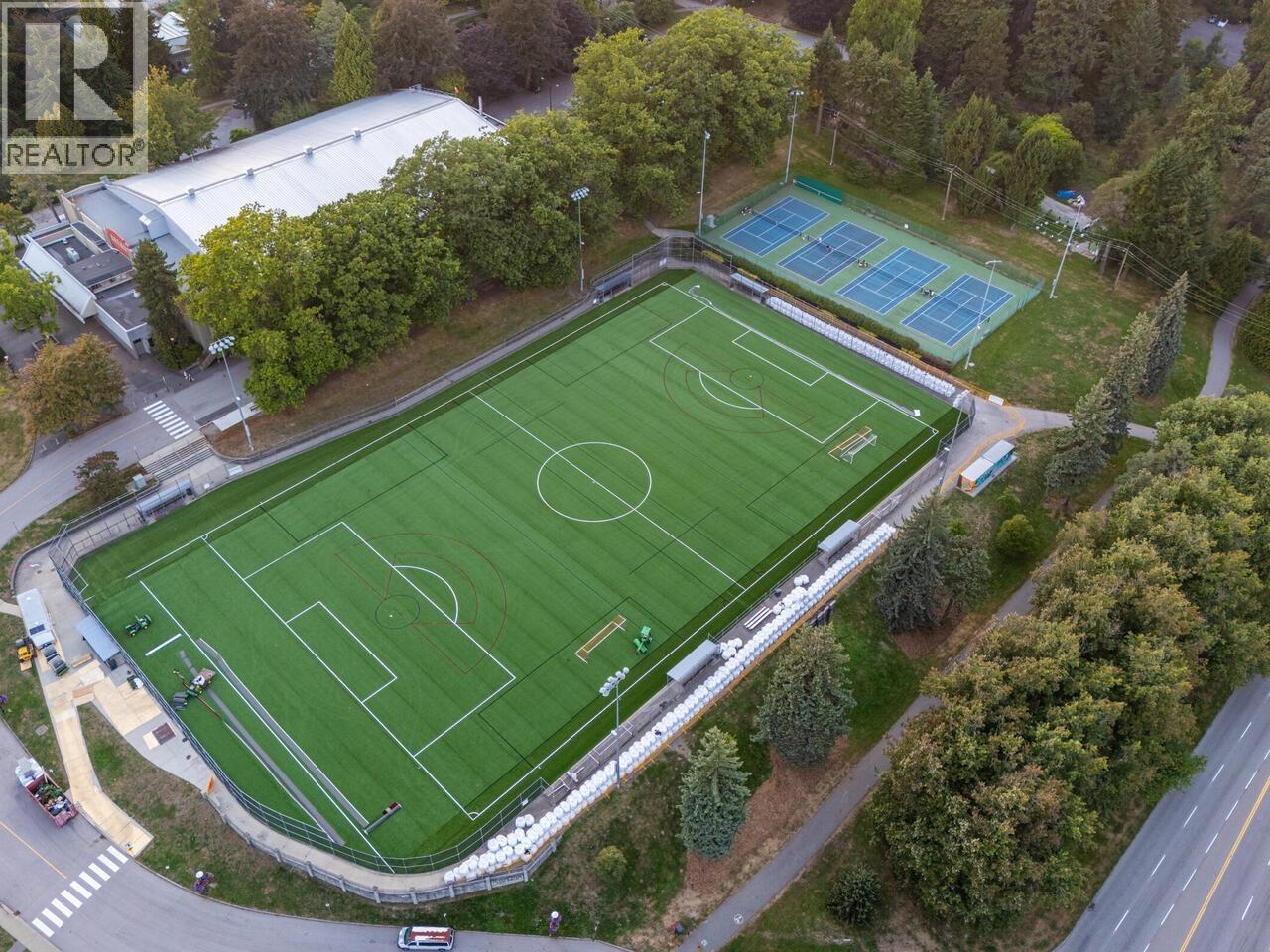 2301 280 ROSS DRIVE, New Westminster