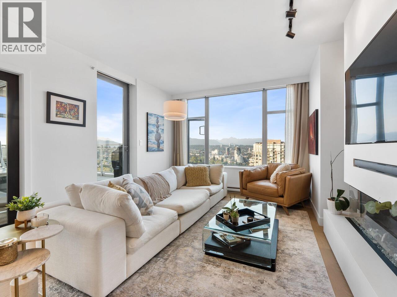 2301 280 ROSS DRIVE, New Westminster