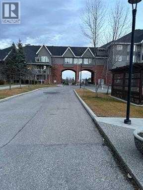 Single Family House for Sale in   Everstone Drive SW Evergreen Calgary 