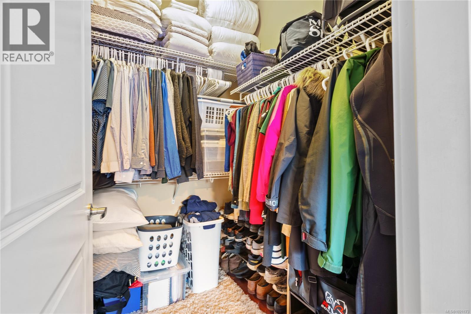 303 101 Nursery Hill Drive, View Royal