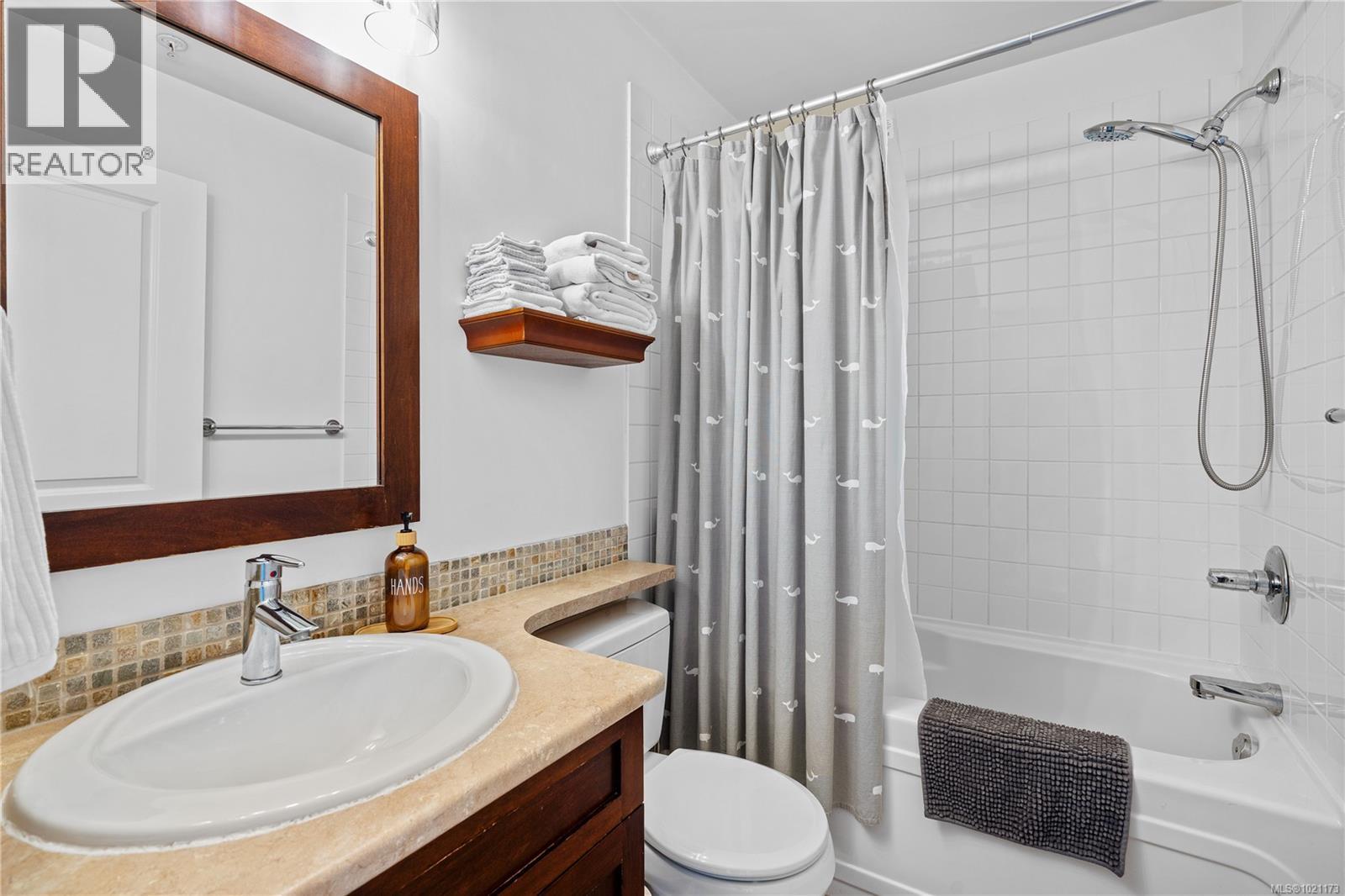 303 101 Nursery Hill Drive, View Royal