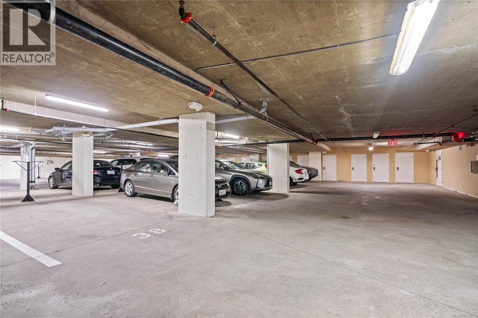 303 101 Nursery Hill Drive, View Royal