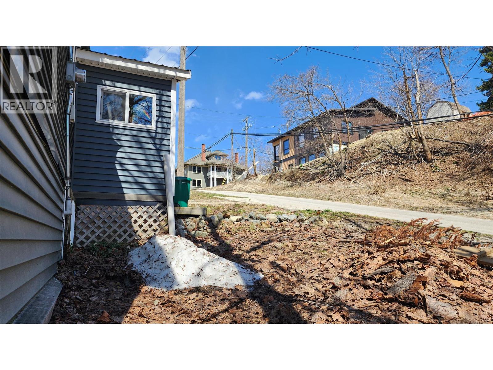 2165 Spokane Street, Rossland