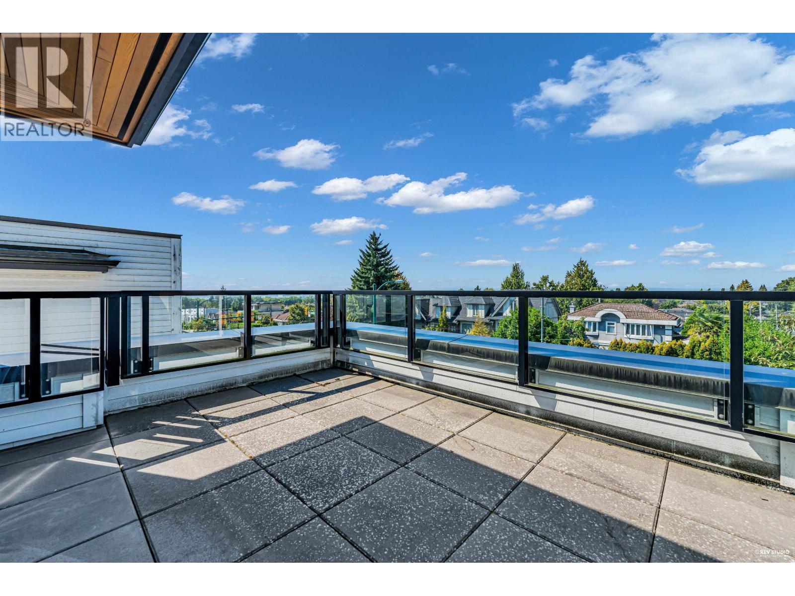 7478 GRANVILLE STREET, Vancouver