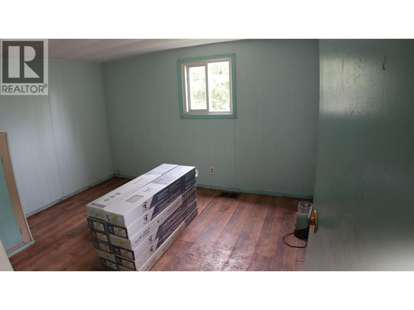 6515 THORLEY ROAD - 10