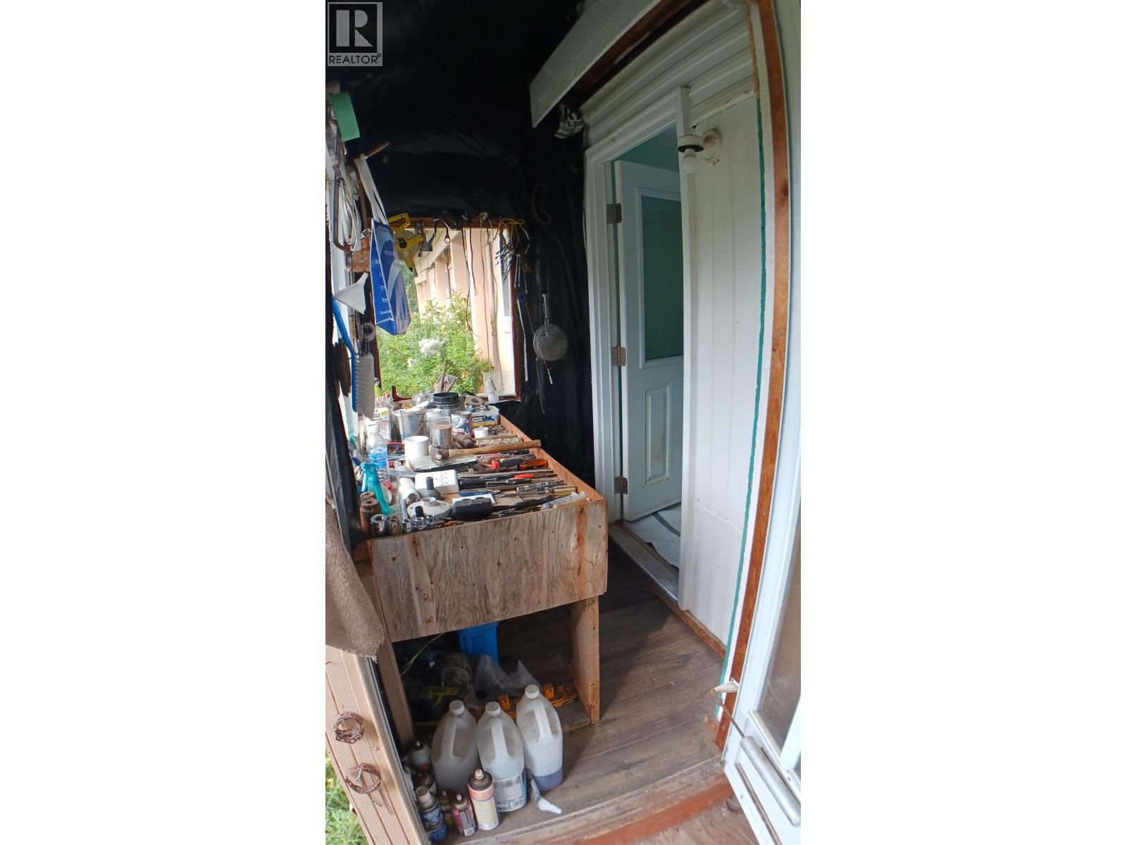 6515 THORLEY ROAD - 14