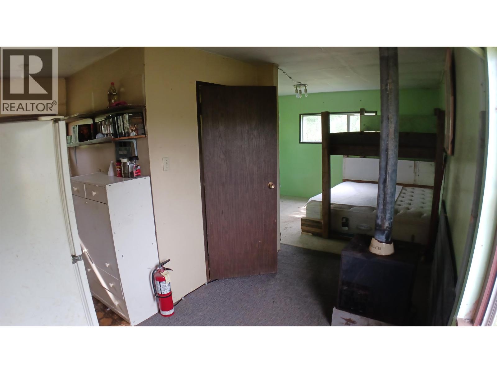 6515 THORLEY ROAD - 18