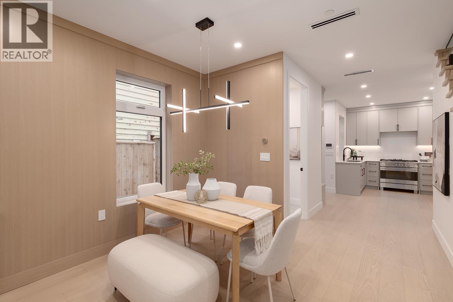 3 2976 W 13TH AVENUE, Vancouver