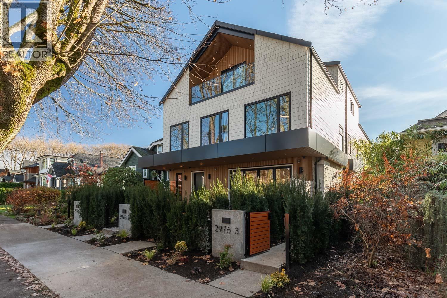 3 2976 W 13TH AVENUE, Vancouver