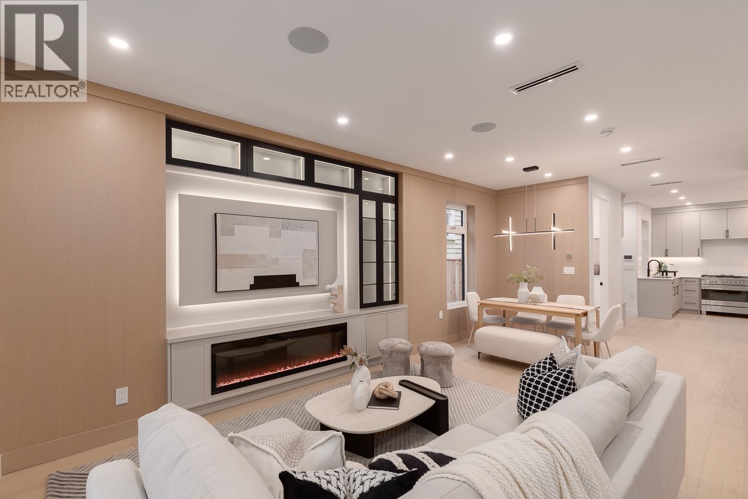 3 2976 W 13TH AVENUE, Vancouver