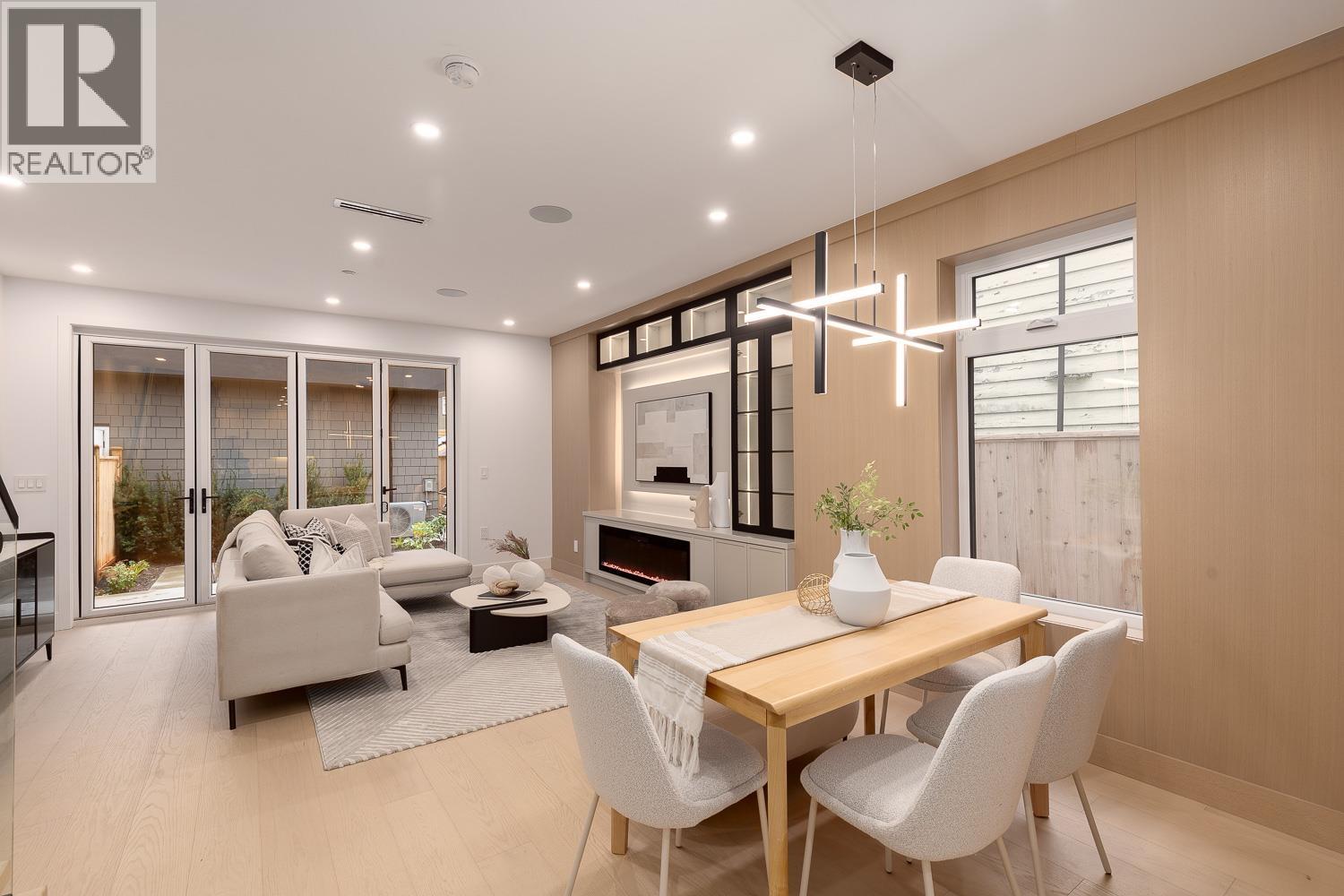 3 2976 W 13TH AVENUE, Vancouver