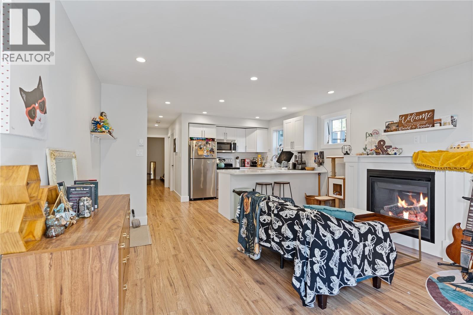 2316 Mountain Heights Dr, Sooke