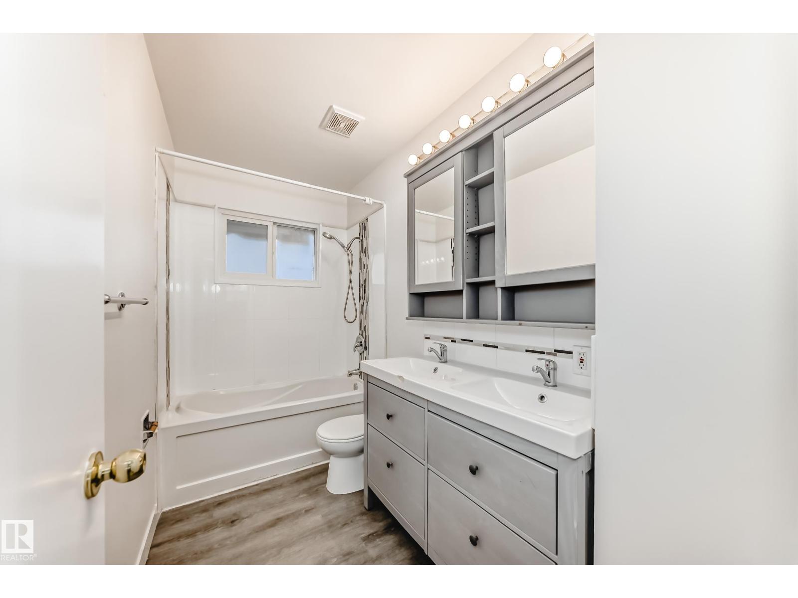 Single Family House Bungalow for Sale in   ST NW Edmonton 