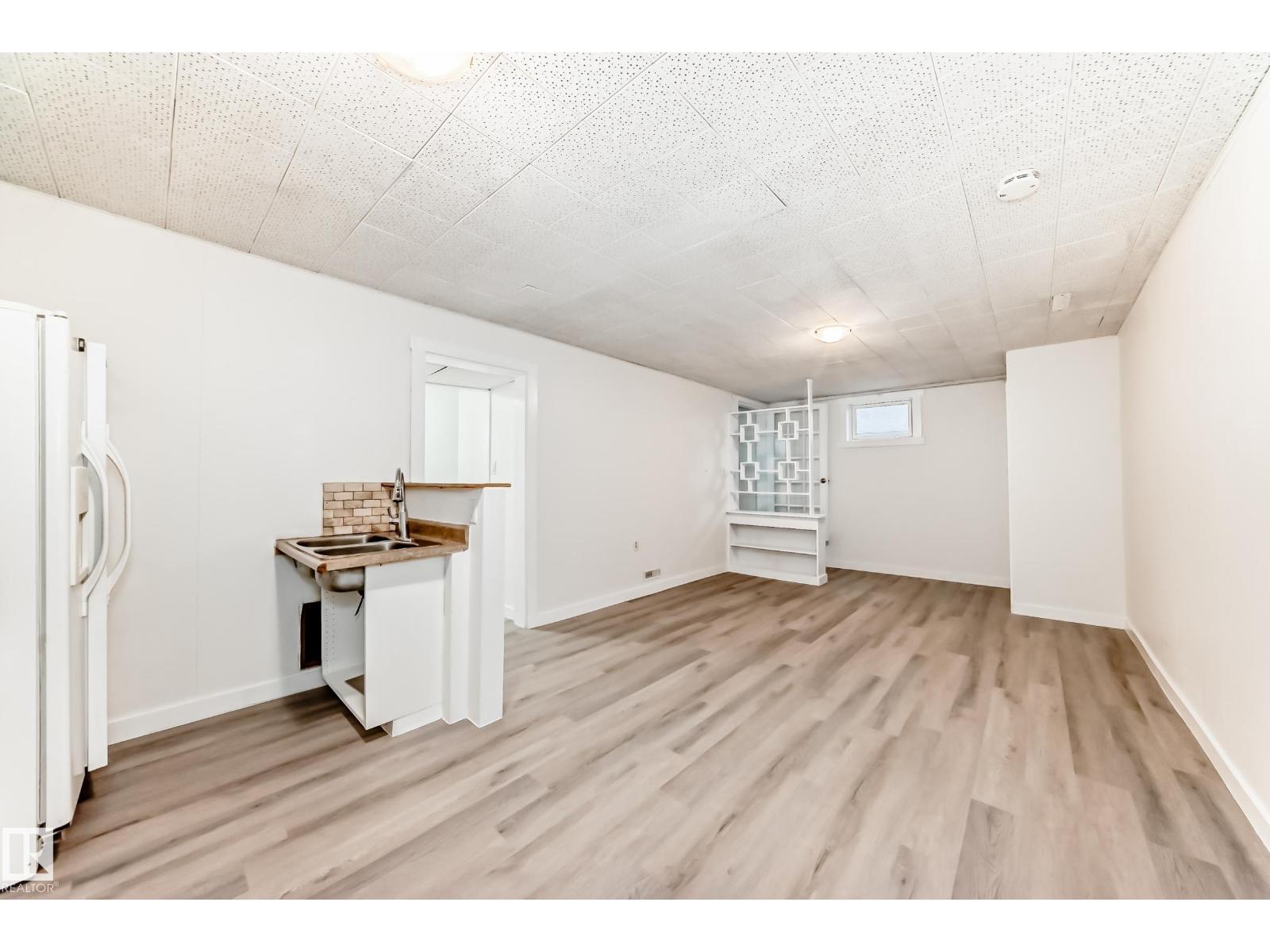 Single Family House Bungalow for Sale in   ST NW Edmonton 