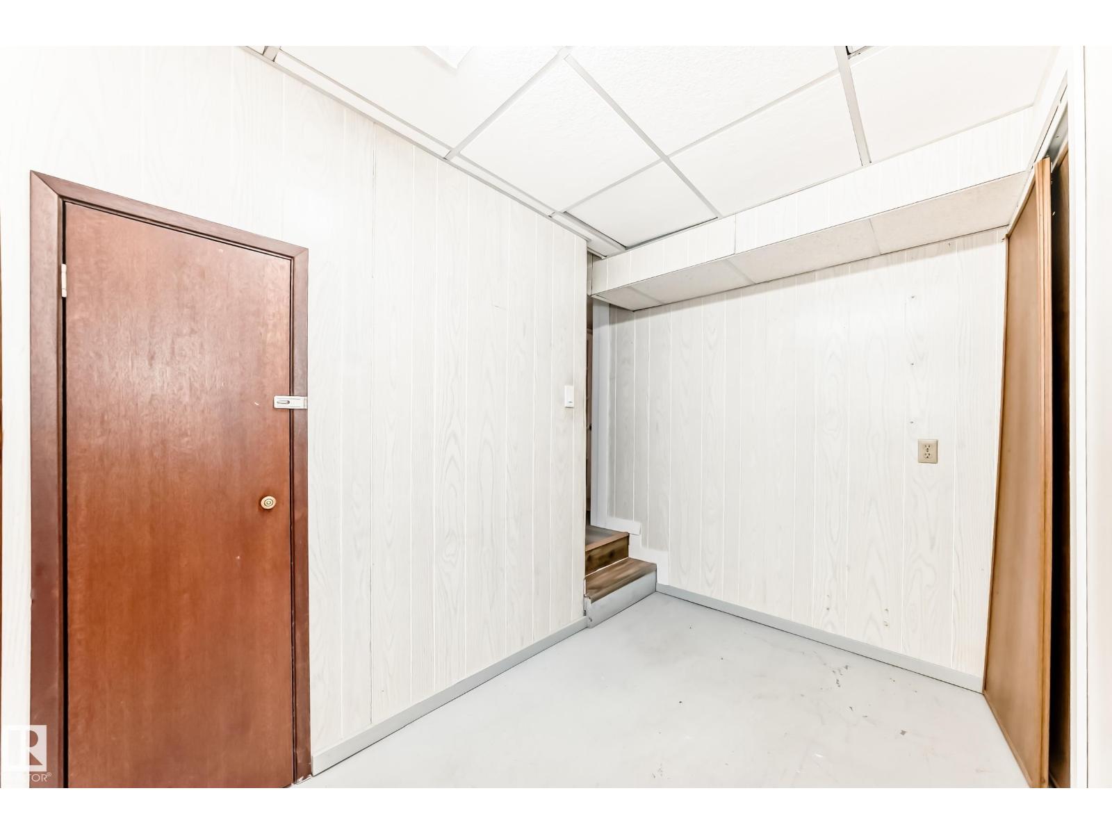 Single Family House Bungalow for Sale in   ST NW Edmonton 