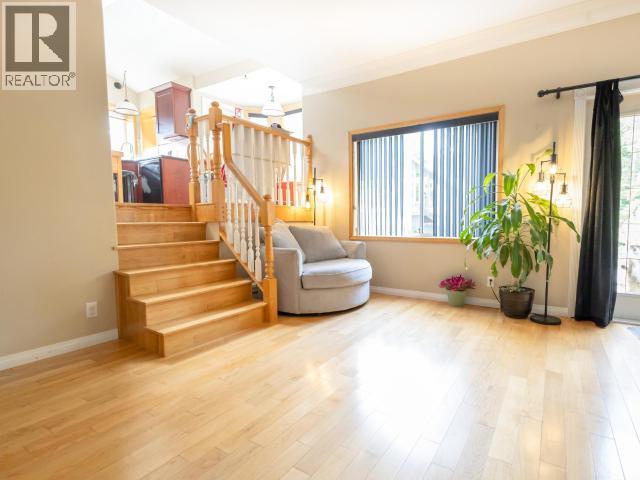 4989 FERNWOOD AVE, Powell River