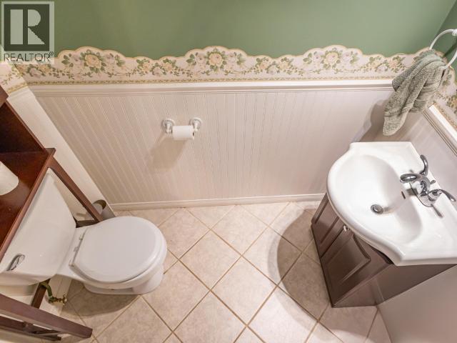 4989 FERNWOOD AVE, Powell River