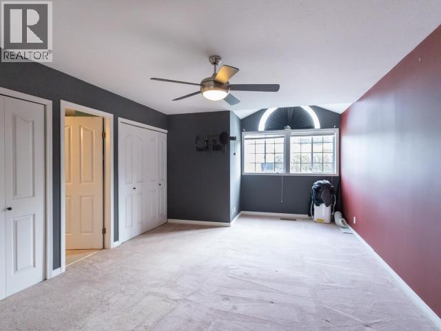 4989 FERNWOOD AVE, Powell River