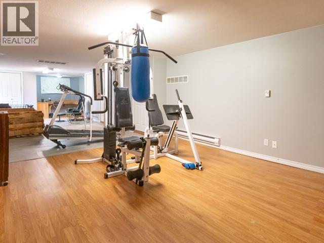 4989 FERNWOOD AVE, Powell River